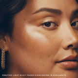 PRE-ORDEN Positive Light Silky Touch Highlighter- Exhilarate