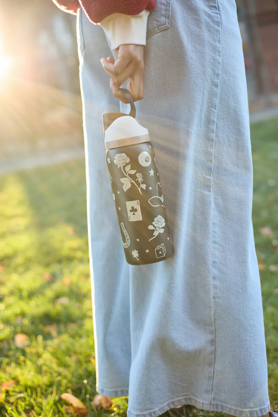 UO Exclusive FreeSip 32 oz Water Bottle