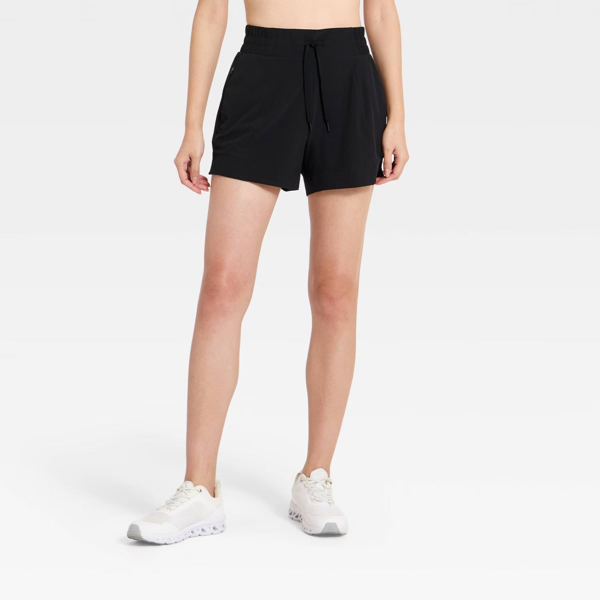 Women's Active Light Woven Mid-Rise Shorts 4" - Black