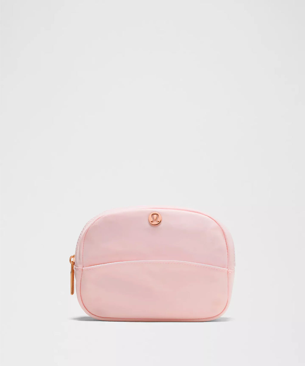 City Essentials Pouch Mini 2L