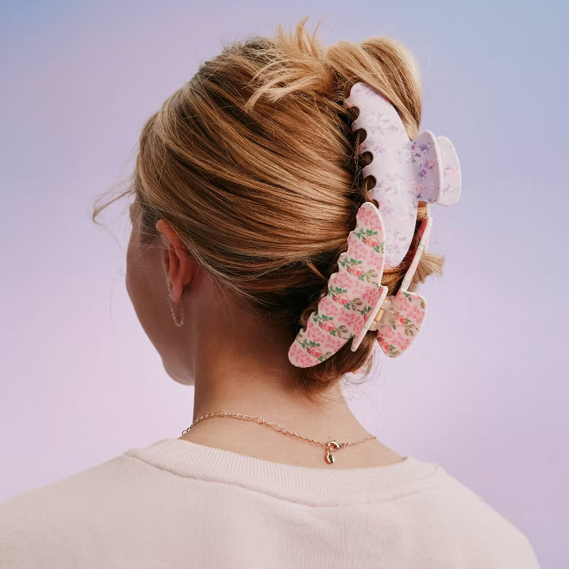 LoveShackFancy x Target – Goody Happy Thoughts Large Claw Clip 1CT Hibiscus
