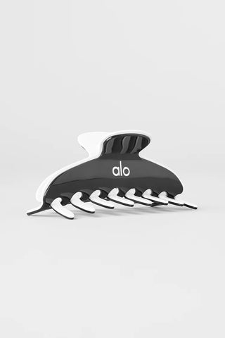 Outline Claw Clip Black