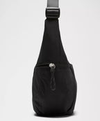 Slouchy Sling Bag 6L - Black