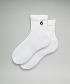 Women's Daily Stride Quarter Socks White