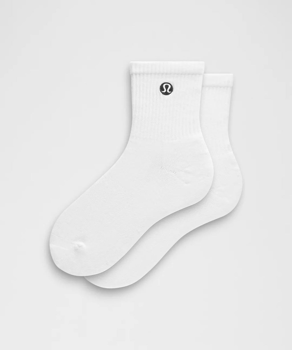 Unisex Daily Essential Quarter Socks