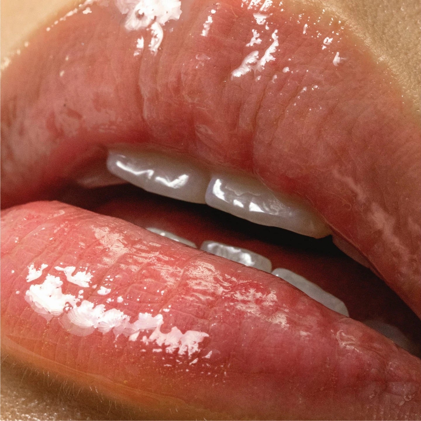 Honey Infused Lip Oil - Honey Gold