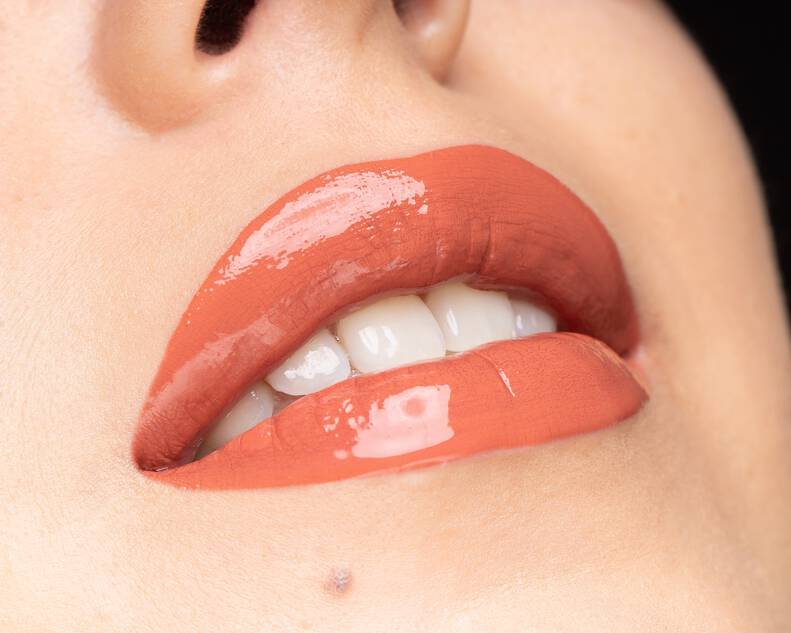 Lipgloss Shine Loud High Shine Lip Color